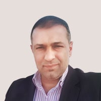 دکتر علی حیدری
